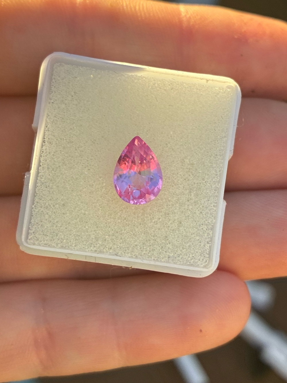 Rare 2.46ct genuine pink sapphire loose in jar - Picture 13 of 14